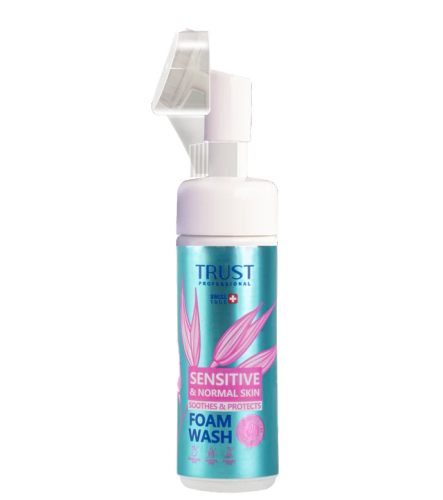 بهترین شوینده با فوم شستشوی صورت حساس و خشکtrust